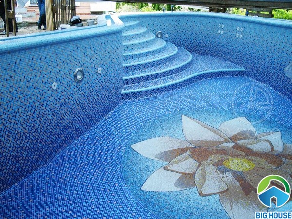 Gạch mosaic ốp lát bể bơi