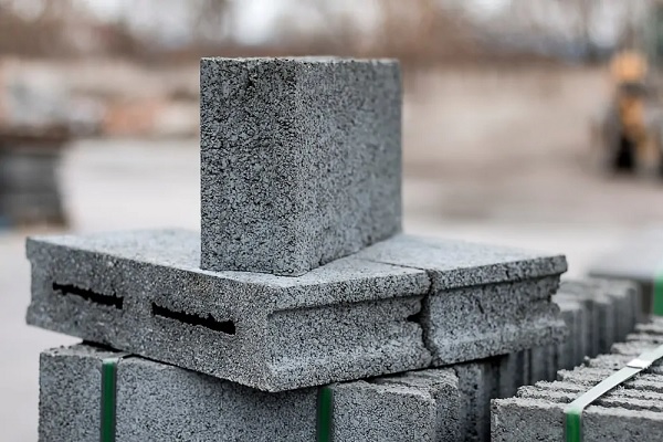gạch block bê tông được sử dụng phổ biến trong xây dựng
