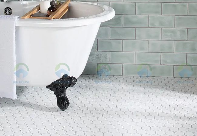 gạch lát nền nhà vệ sinh mosaic màu trắng